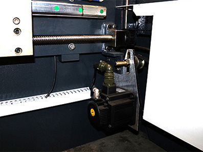 Prensa Plegadora Hidráulica CNC, con Controlador DELEM DA66T